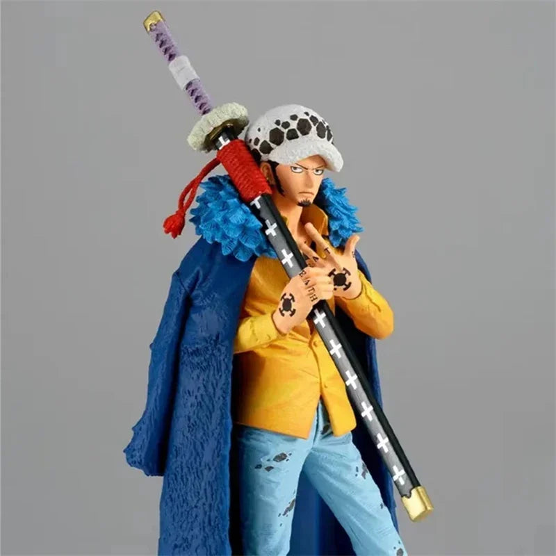Action Figure One Piece Trafalgar D. Law Bandai 23cm BANDAI