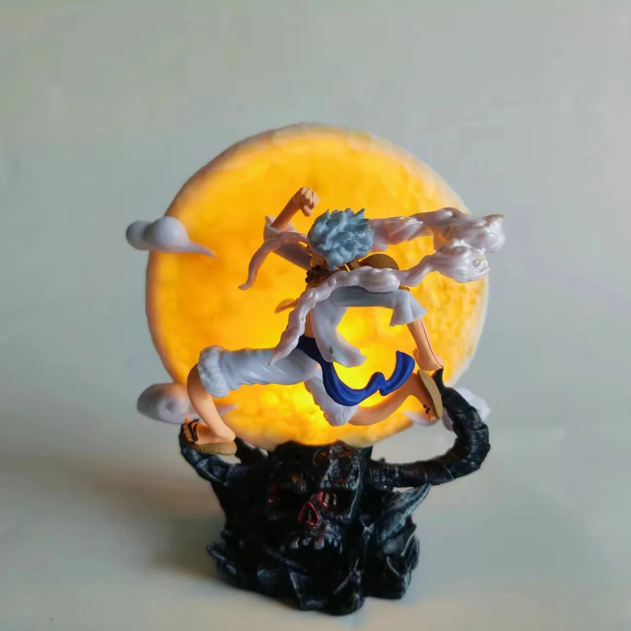 Action Figure One Piece Luffy Gear 5 Lua | BANDAI  (14cm)