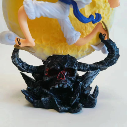Action Figure One Piece Luffy Gear 5 Lua | BANDAI  (14cm)
