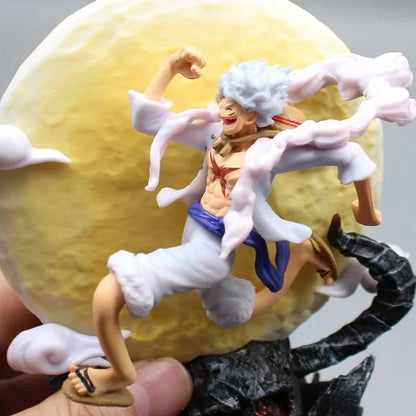 Action Figure One Piece Luffy Gear 5 Lua | BANDAI  (14cm)